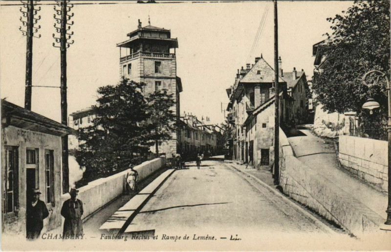 Carte postale ancienne Chambery Faubourg Reclus et Rampe de Lemene