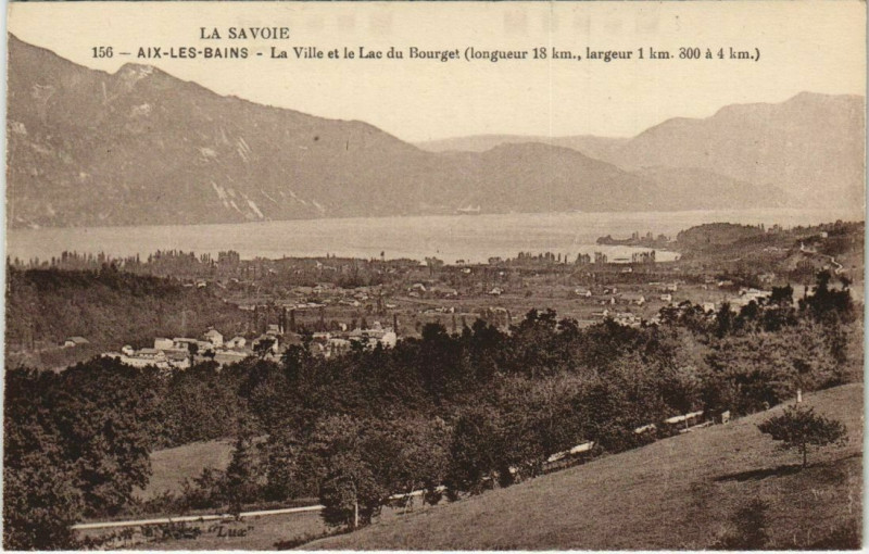 Carte postale ancienne Aix-les-Bains La Ville et la Lac du Bourget à Aix-les-Bains