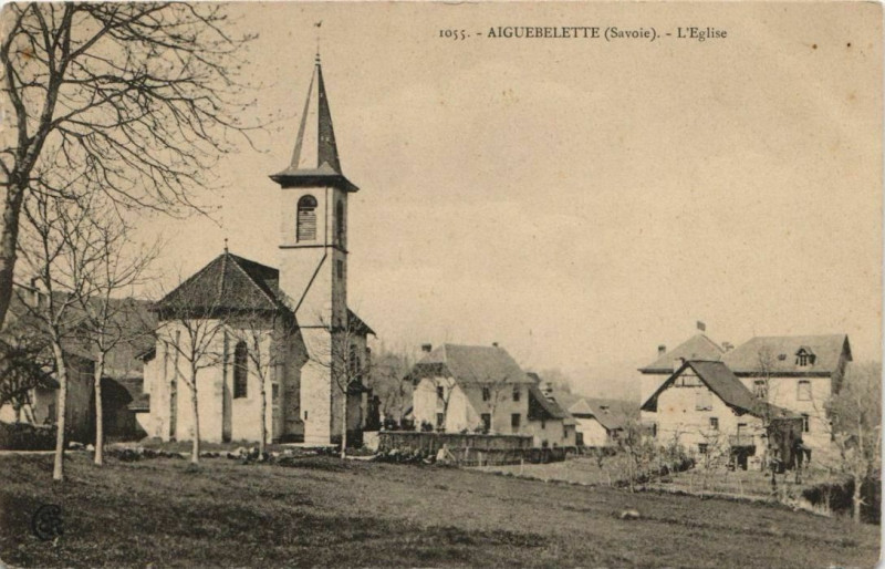 Carte postale ancienne Aiguebelette L'Eglise