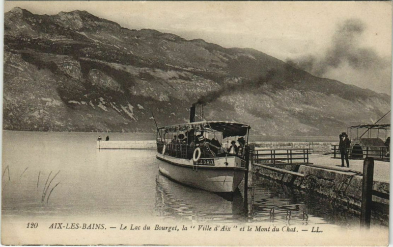 Carte postale ancienne Aix-les-Bains Le Lac du Bourget - La Ville d'Aix à Aix-les-Bains