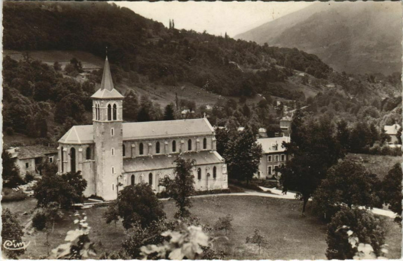 Carte postale ancienne Arvillard L'Eglise à Arvillard