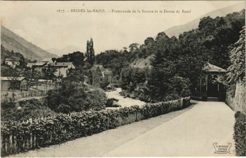 Carte postale ancienne Brides-les-Bains Promenade de la Source et le Doron de Bozel à Bozel