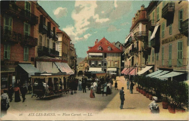 Carte postale ancienne Aix-les-Bains Place Carnot à Aix-les-Bains