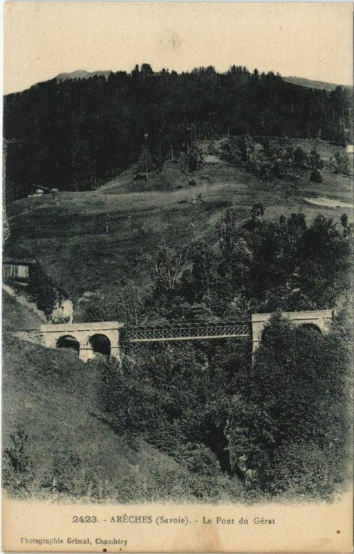 Carte postale ancienne Areches Le Pont du Gerat