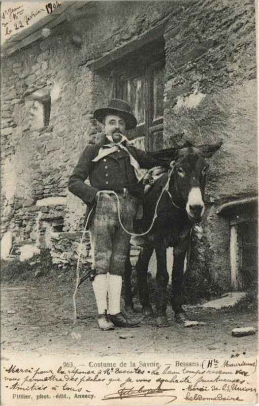 Carte postale ancienne Bessans Costume de la Savoie - Type à Bessans