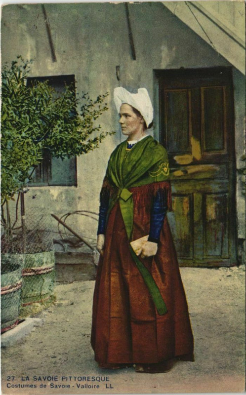 Carte postale ancienne Valloire Costume - Femme - Type à Valloire