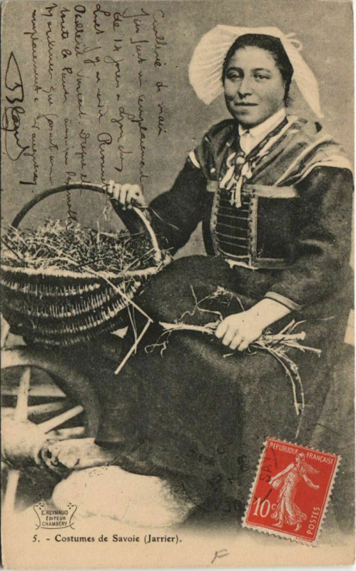 Carte postale ancienne Jarrier Costume - Femme - Type à Jarrier
