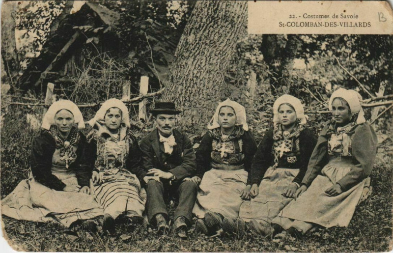 Carte postale ancienne Saint-Colomban-des-Villards Costumes - Types à Saint-Colomban-des-Villards