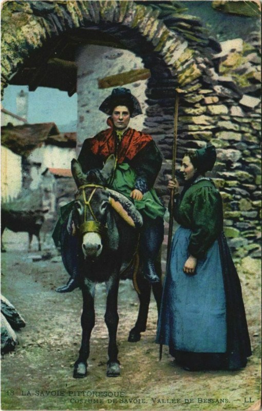 Carte postale ancienne Savoie Pittoresque - Costumes de la Savoie - Vallée de Bessans à Beaufort