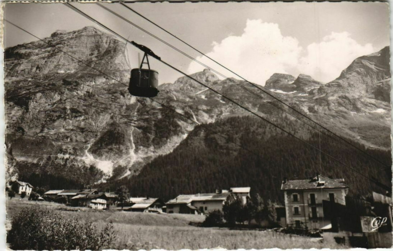 Carte postale ancienne Pralognan-la-Vanoise Le Teleferique du Mont Bochor à Pralognan-la-Vanoise