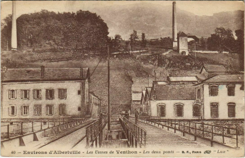 Carte postale ancienne Venthon Les Usines de Venthon - Les Deux Ponts à Venthon