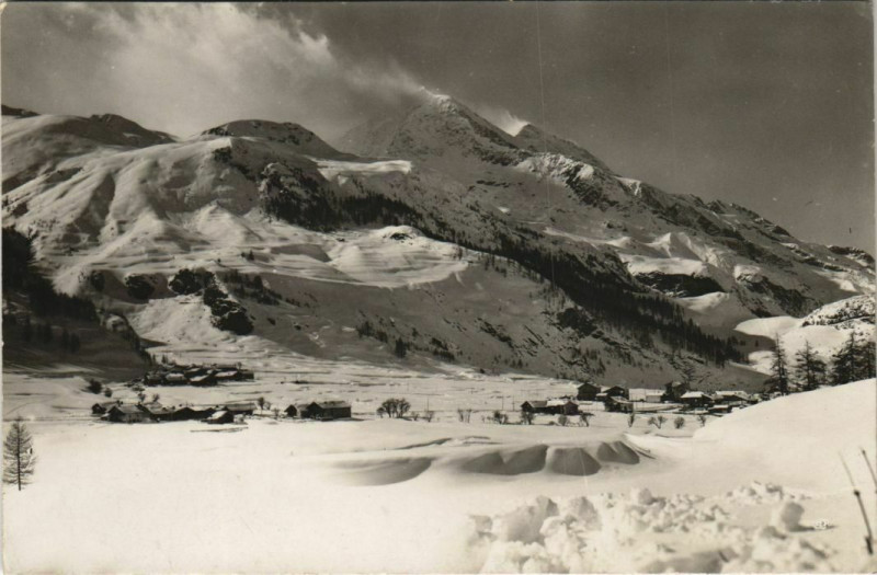 Carte postale ancienne Tignes Les Pentes du Marais à Tignes