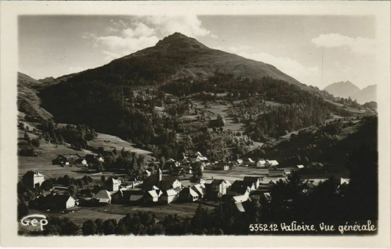 Carte postale ancienne Valloire Vue Generale à Valloire