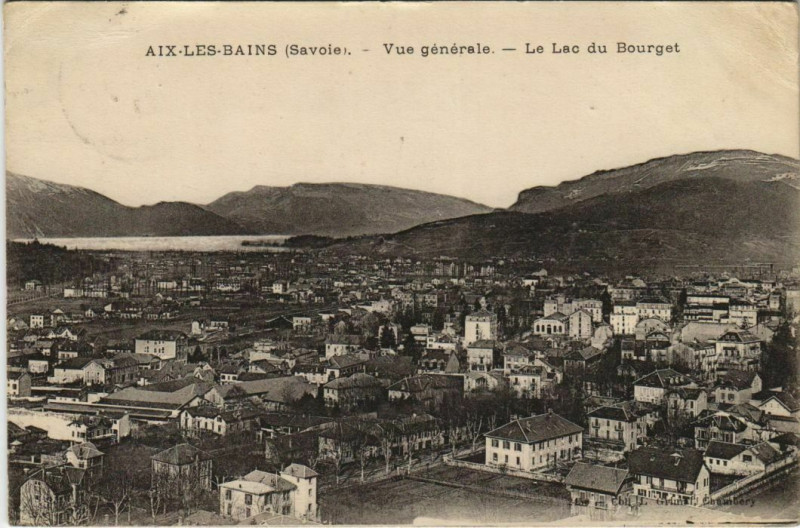 Carte postale ancienne Aix-les-Bains Vue Generale - Le Lac du Bourget à Aix-les-Bains