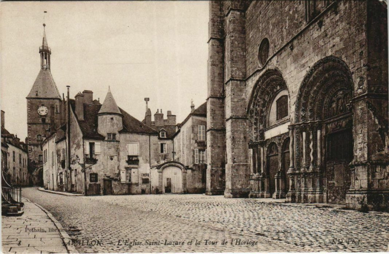 Carte postale ancienne Avallon L'Eglise Saint-Lazare et la Tour France à Avallon