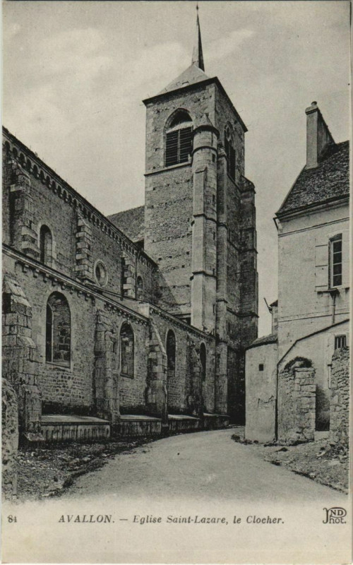 Carte postale ancienne Avallon Eglise Saint-Lazare, le Clocher France à Avallon