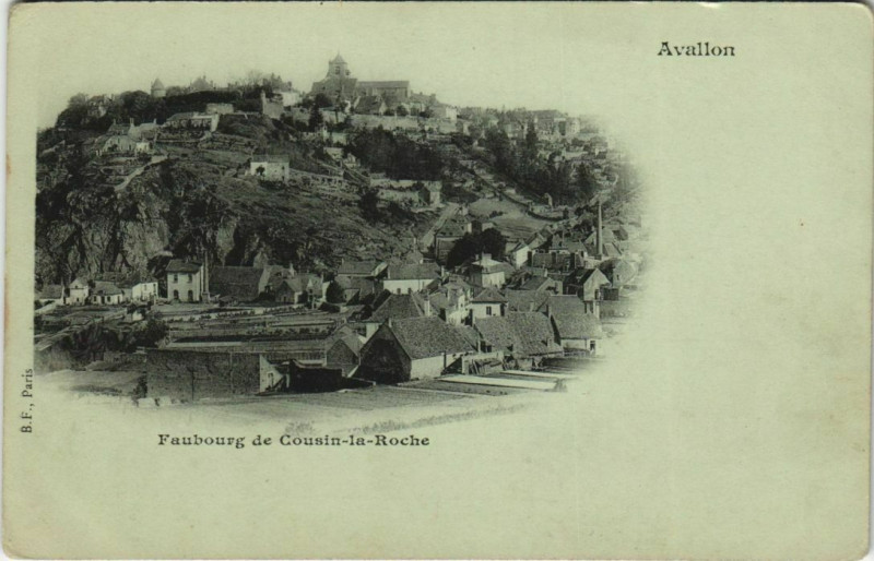 Carte postale ancienne Avallon Faubourg de Cousin la Roche France à Avallon
