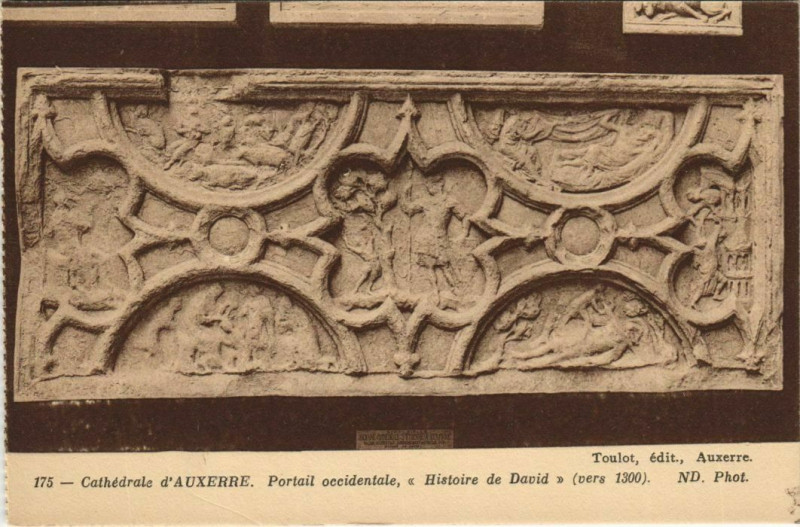 Carte postale ancienne Auxerre Portail occidentale France à Auxerre