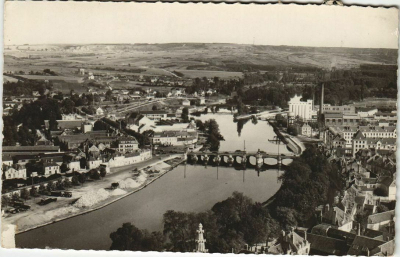 Carte postale ancienne Auxerre Vue Generale France à Auxerre