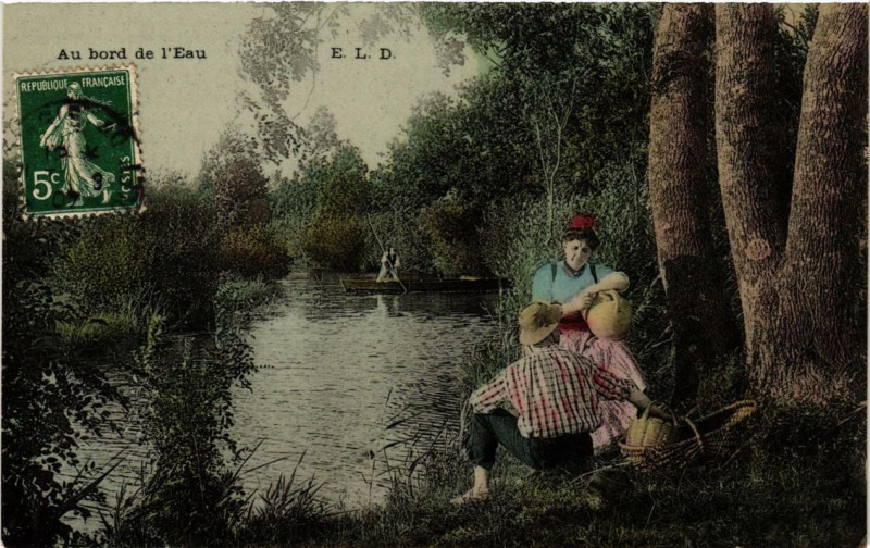 Carte postale ancienne Au bord de l'Eau Folklore