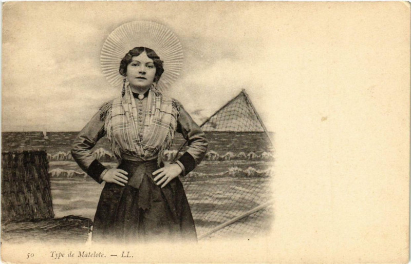 Carte postale ancienne Type de Matelote Folklore