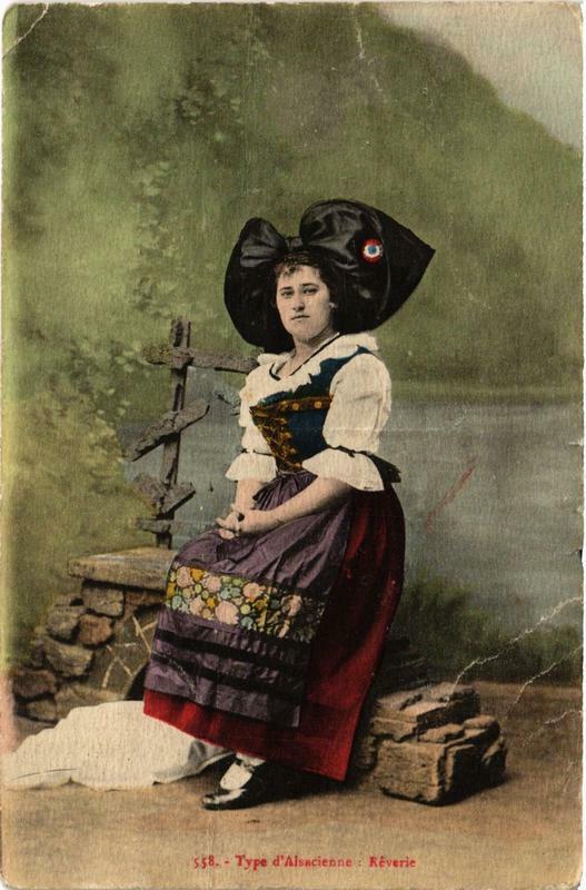 Carte postale ancienne Type d'Alsacienne Reverie Folklore
