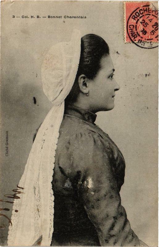 Carte postale ancienne Bonnet Charentais Folklore
