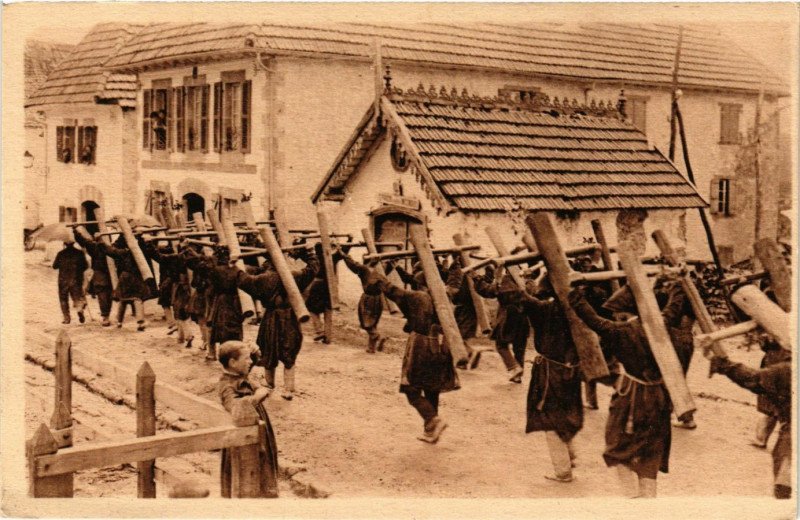 Carte postale ancienne Types Basques Las Cruzes France Folklore