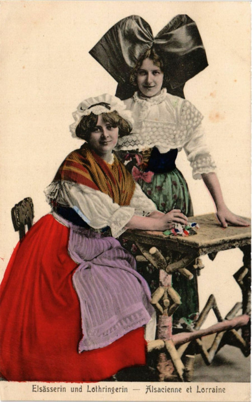 Carte postale ancienne Alsacienne et Lorraine France Folklore