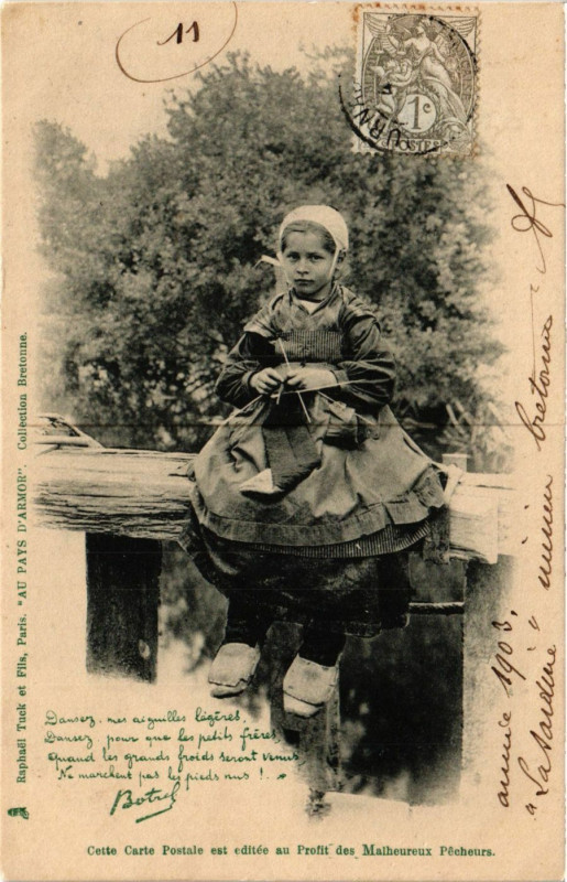 Carte postale ancienne Au pays d'Armor France Folklore