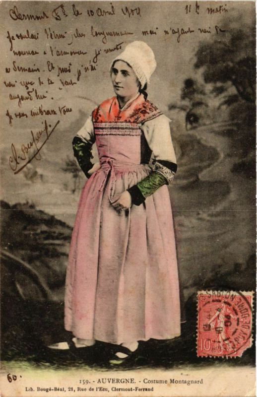 Carte postale ancienne Auvergne Costume Montagnard France Folklore
