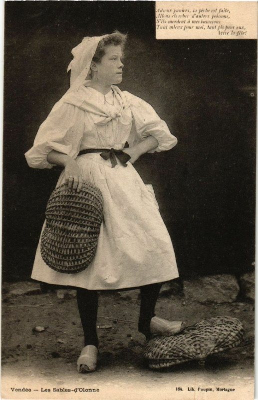 Carte postale ancienne Vendée - Les Sables-d'Olonne - Folklore - Types