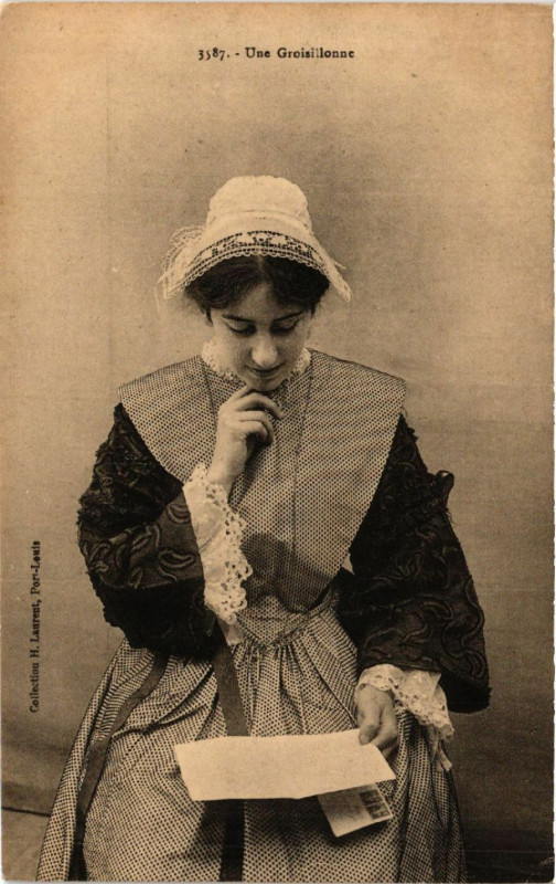 Carte postale ancienne Une Groisillonne - Folklore - Types