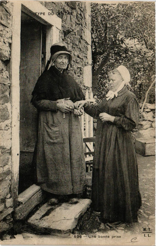 Carte postale ancienne Type du Centre - Une bonne prise - Folklore - Types