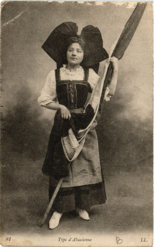 Carte postale ancienne Type d'Alsacienne - Folklore - Types