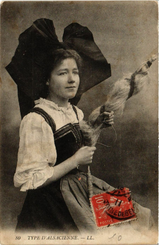 Carte postale ancienne Type d'Alsacienne - Folklore - Types