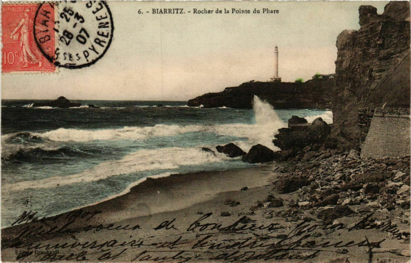 Carte postale ancienne Biarritz Rocher de la Pointe du Phare Lighthouse Phare