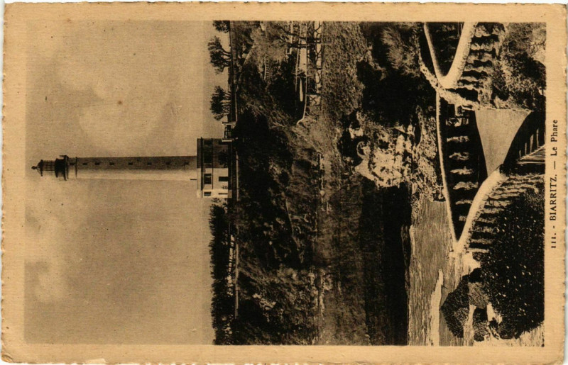 Carte postale ancienne Biarritz Le Phare Lighthouse Phare