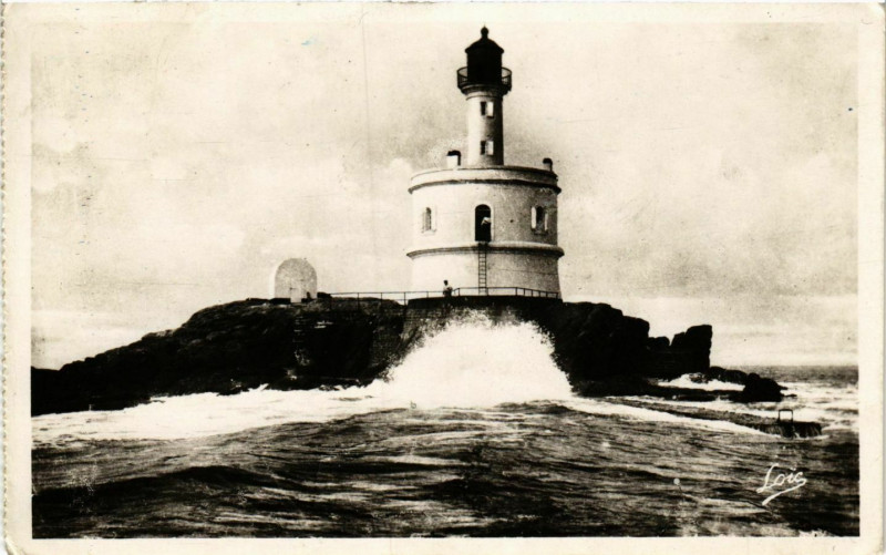 Carte postale ancienne Baie de Quiberon Le Phare de Teignousse Lighthouse Phare