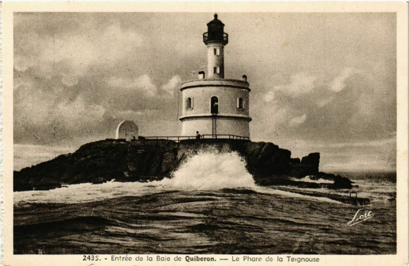 Carte postale ancienne Baie de Quiberon Le Phare de la Teignouse Lighthouse Phare