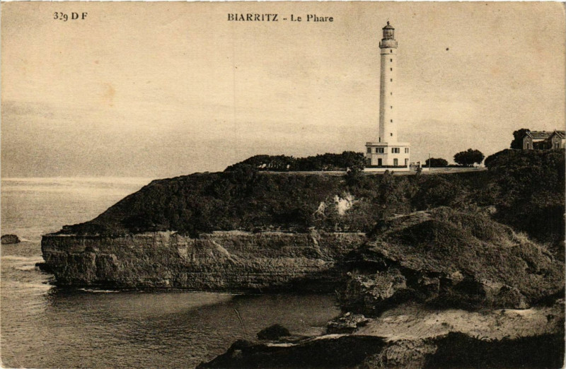 Carte postale ancienne Biarritz Le Phare Lighthouse Phare