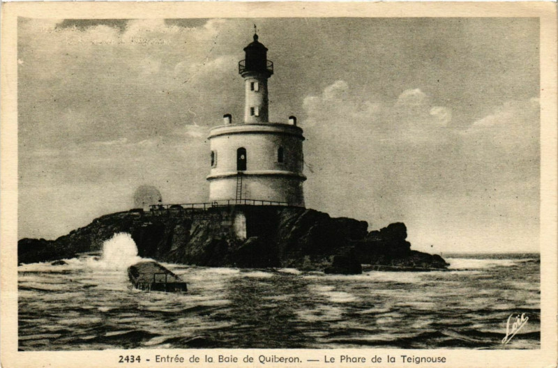 Carte postale ancienne Baie de Quiberon Le Phare de la Teignouse Lighthouse Phare