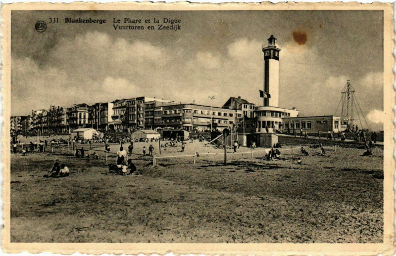Carte postale ancienne Blankenberghe Le Phare et la Digue Lighthouse Phare