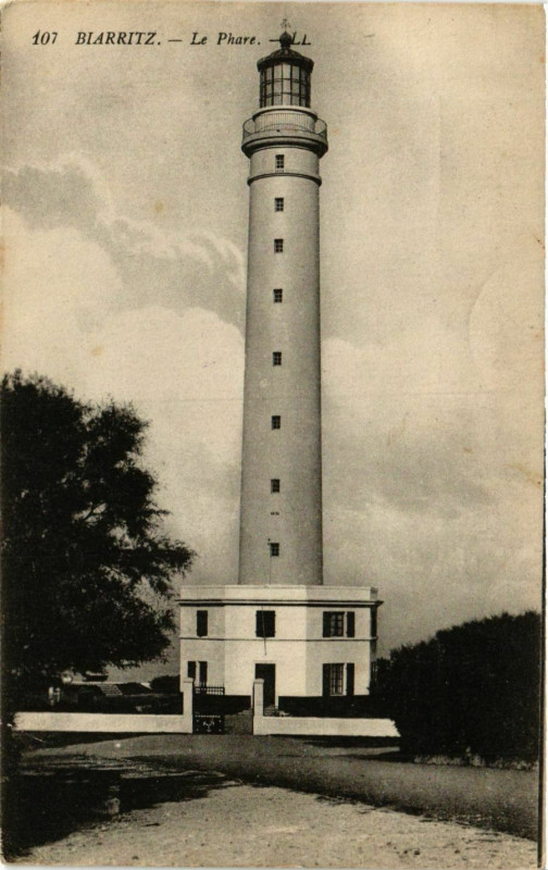Carte postale ancienne Biarritz Le Phare Lighthouse Phare