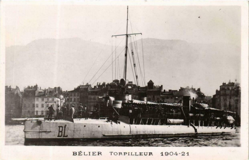 Carte postale ancienne Belier Torpilleur Ships