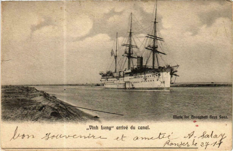 Carte postale ancienne Vinh Long arrive du canal Ships