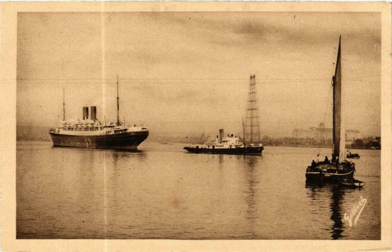 Carte postale ancienne Bordeaux - Arrivée du Transatlantique 'Chicago' Ships