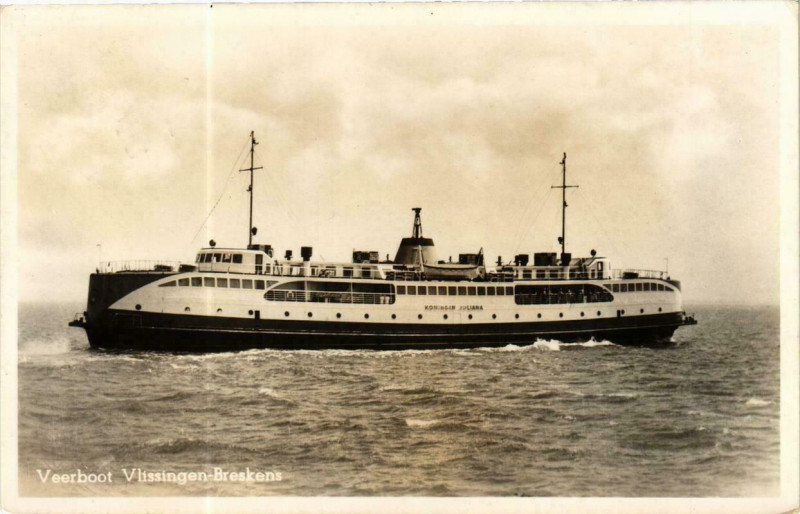 Carte postale ancienne Verboot Vlissingen Breskens Ships