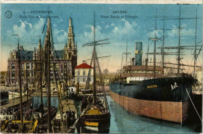 Carte postale ancienne Anvers Vieux Bassin et Pilotage Ships
