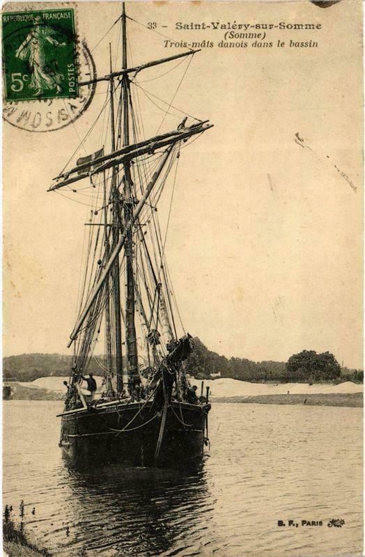 Carte postale ancienne Trois-mats danois le bassin Ships
